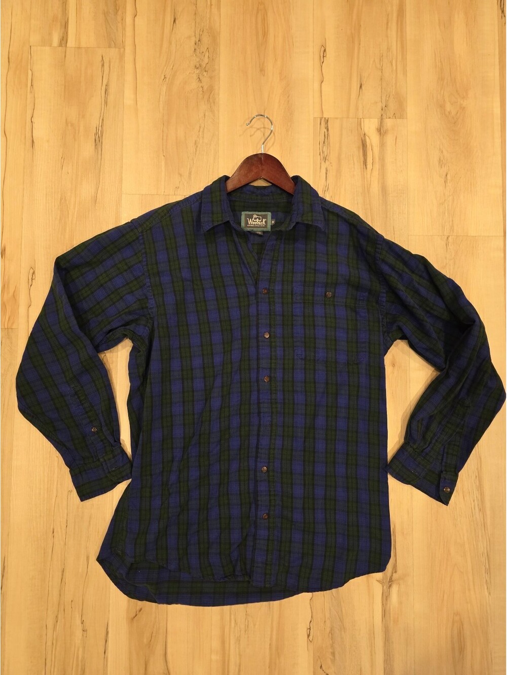 Woolrich Men's Blue and Green Plaid Button-Up Shirt Medium